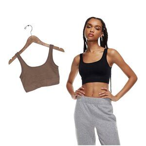The Group by Babaton‎ Lush Seamless Cropped Top XS Tan Rib-Knit Scoop Neck